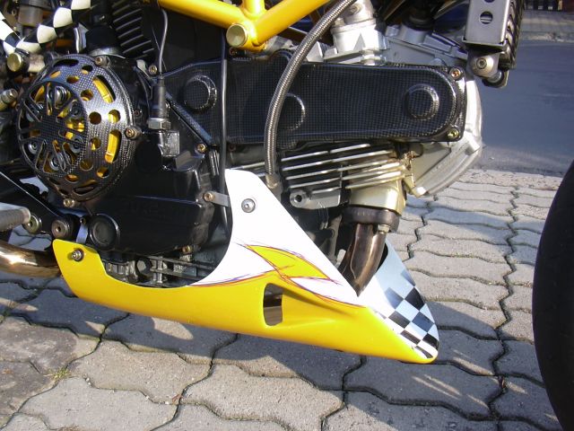 D86